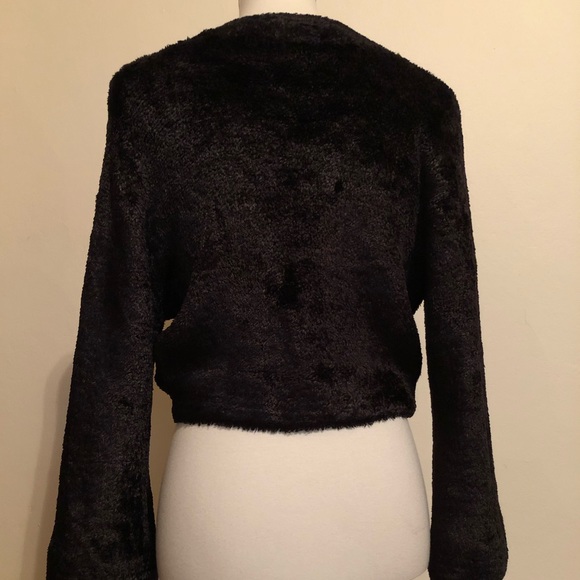 Nine West Black Cozy Fuzzy & Soft Sweater Shrug - Picture 7 of 9